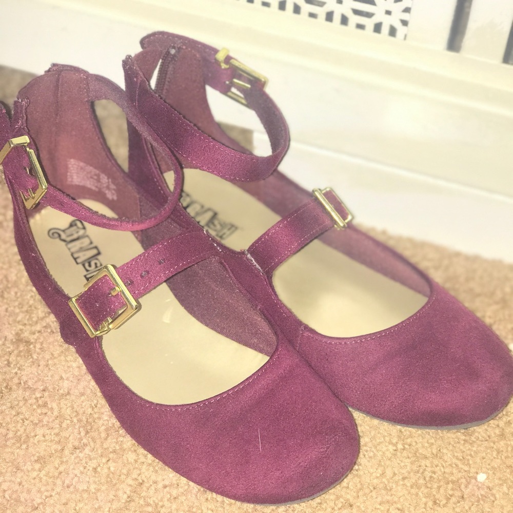 Little girls shoes